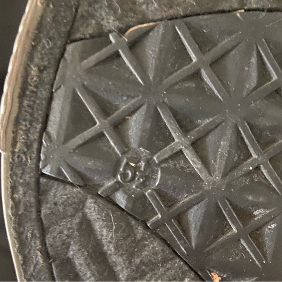 Airwalk High Top Sneakers - Picture 4 of 7